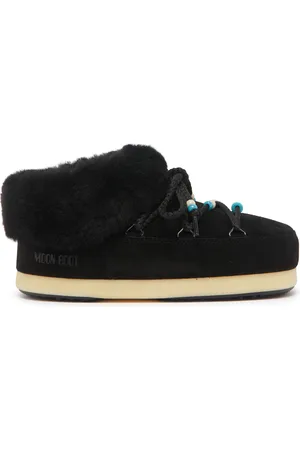 Moon Boot Suede beads mules