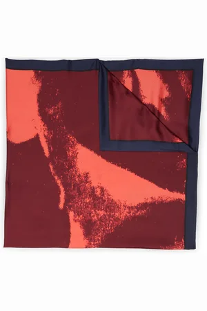 Alexander McQueen Skull scarf