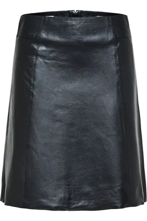SELECTED Rok 