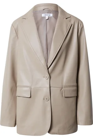 EDITED the label Blazers 