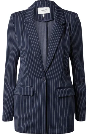 B YOUNG Blazers 