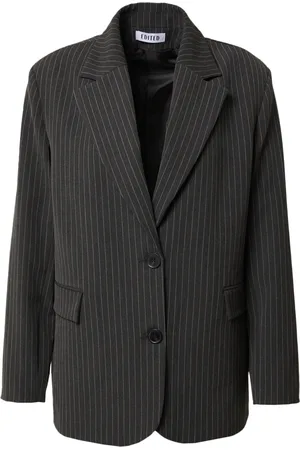 EDITED the label Blazers 