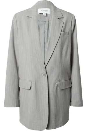 B YOUNG Blazers 