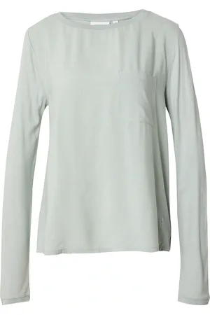 Comma, Shirt