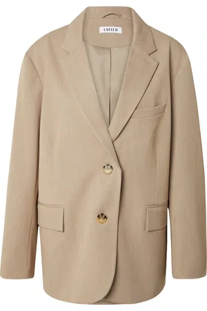 EDITED the label Blazers 