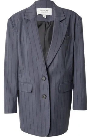 B YOUNG Blazers 