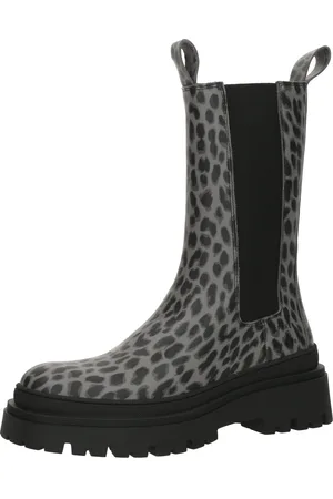 Oh April Chelsea boots 