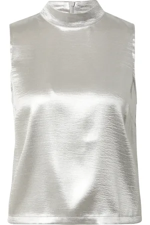 EDITED the label Blouse 