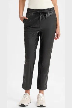 Comma, Broek