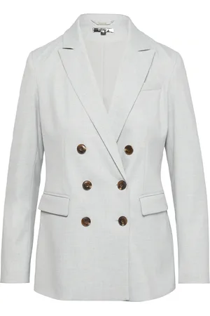 Comma, Blazers