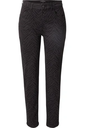 Comma, Jeans
