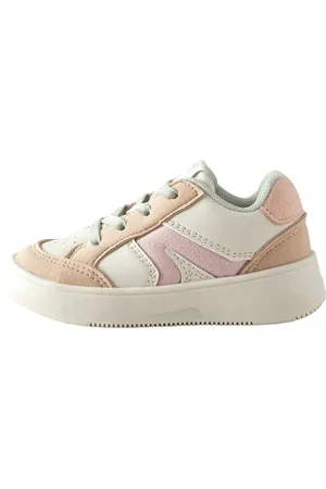 Next Sneakers