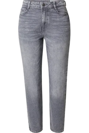 Noisy May Jeans