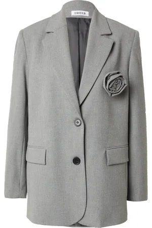 EDITED the label Blazers 