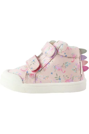 Next Sneakers