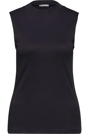 Street one Top