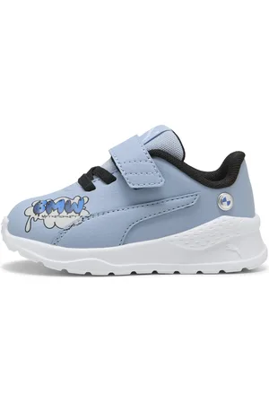 PUMA Sneakers