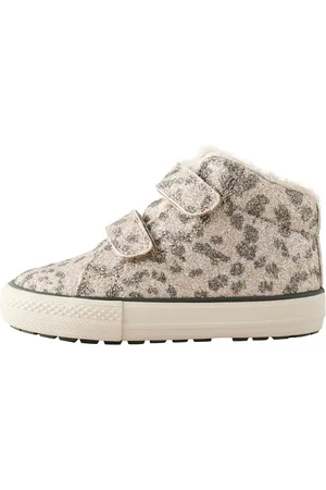 Next Sneakers