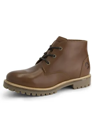 Travelin Chukka Boots 