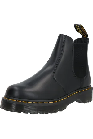 Dr. Martens Chelsea boots 