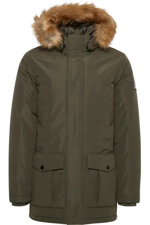 11 Project Winterparka 