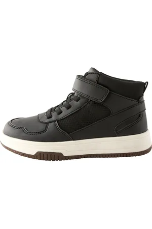 Next Sneakers