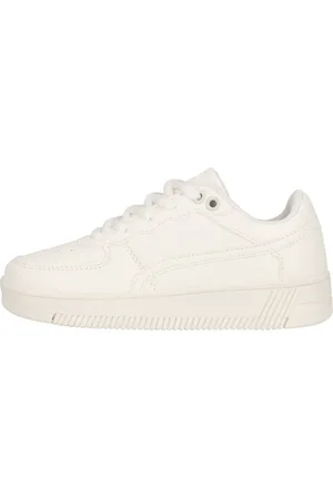 Endurance Sneakers 