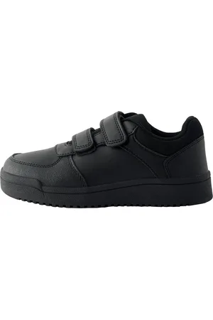 Next Sneakers