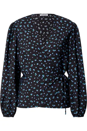 EDITED the label Blouse 