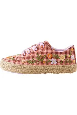Next Sneakers