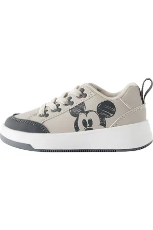 Next Sneakers
