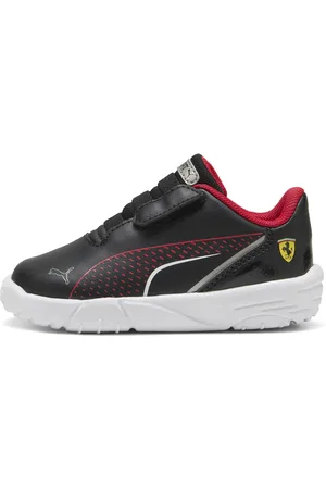PUMA Sneakers