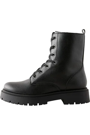 Next Veterlaarsjes 