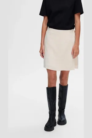 SELECTED Rok