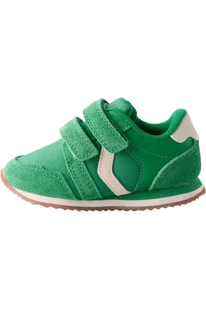 Next Sneakers
