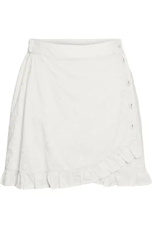 Pieces® Rok 