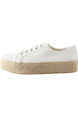 Next Sneakers laag