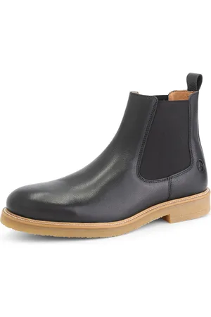 Travelin Chelsea boots 