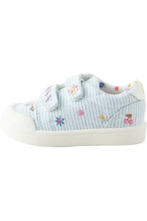 Next Sneakers
