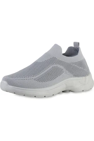 VAN HILL Slip-ons 