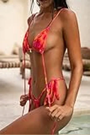 FAE House - Honey Bikini Top - Bloom - Luxe Dames Zwemmode - Bruisend oranje en roze bloemen - 100% Duurzame Stoffen - Koude handwas - Gouden Bedels Detail - Maat XL
