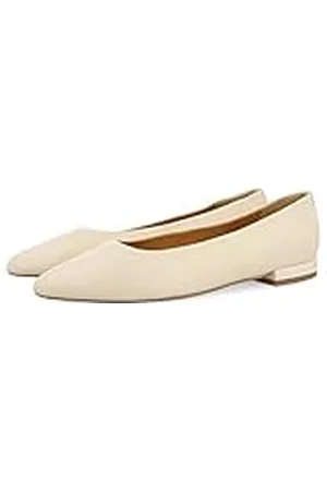 Gioseppo Off-White Ballerina