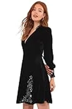 Joe Browns Dames boetiek ster verfraaid wrap front fluwelen mini-jurk, , 6, , 32