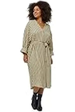 Peppercorn Lykke Sabia Halflange Jurk Curve | Beige Jurken Voor Vrouwen UK | Lente Damesjurken | Maat 24