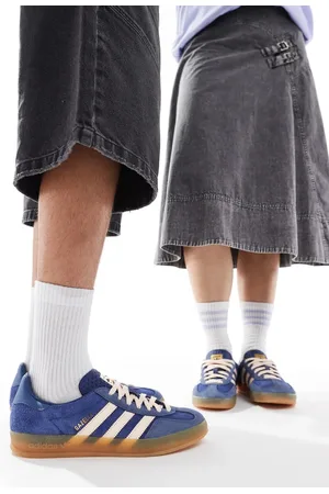 adidas Gazelle - Indoor sneakers in en roze met rubberen zool