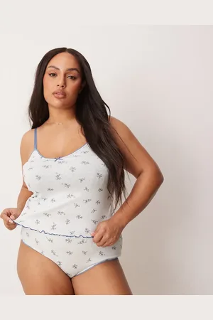 ASOS ASOS DESIGN Curve - Freya - Ajourgebreide set met cami en onderbroek met fijne blauwe print