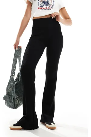 Stradivarius Gebreide flare-broek in