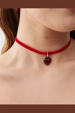 Reclaimed Fluwelen choker met hartjeshanger in