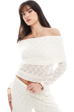 Pieces® Kanten top met blote schouders in crème, deel van co-ord set