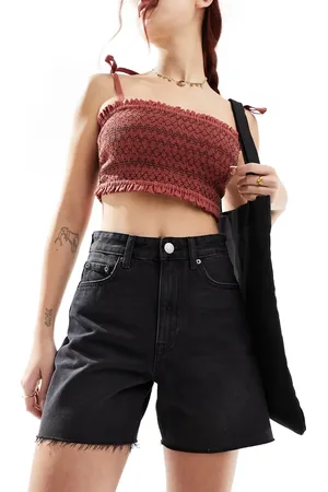Pull&Bear Denim short met lange pasvorm, hoge taille en onafgewerkte zoom in